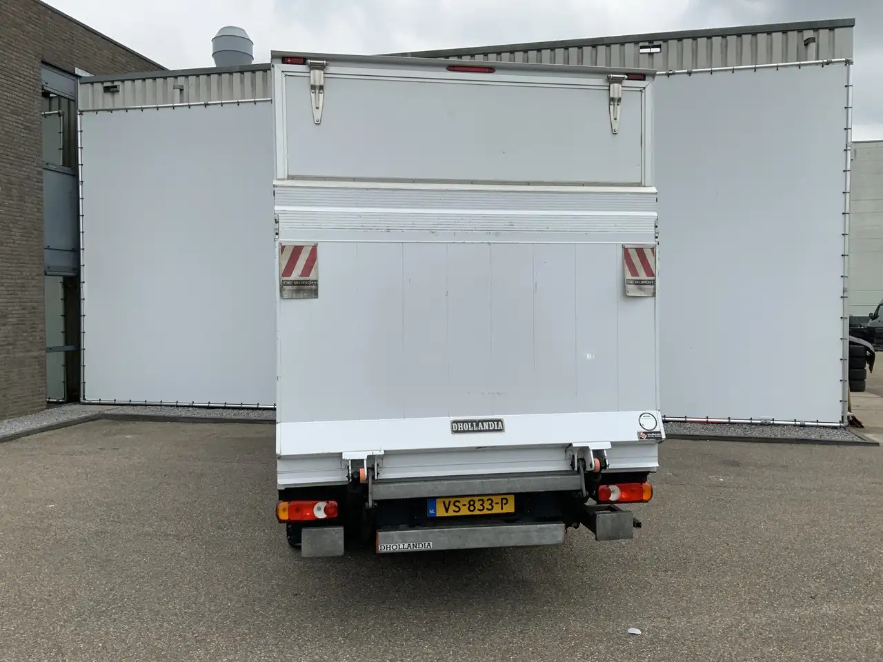 Fiat Ducato 35H 2.3 MultiJet L3H1 Meubelbak & Lift & Zijdeur A - Furgons ar slēgtā virsbūve: foto 2 Fiat Ducato 35H 2.3 MultiJet L3H1 Meubelbak & Lift & Zijdeur A - Furgons ar slēgtā virsbūve: foto 2