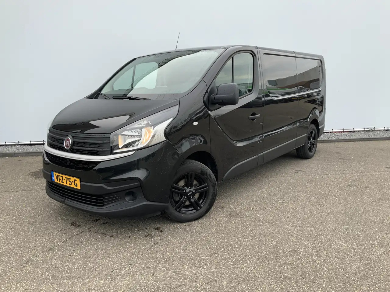 Fiat Talento 1.6 MJ EcoJet L2H1 Airco Cruise 3 Zits Navi Trekha - Kravas mikroautobuss: foto 1 Fiat Talento 1.6 MJ EcoJet L2H1 Airco Cruise 3 Zits Navi Trekha - Kravas mikroautobuss: foto 1