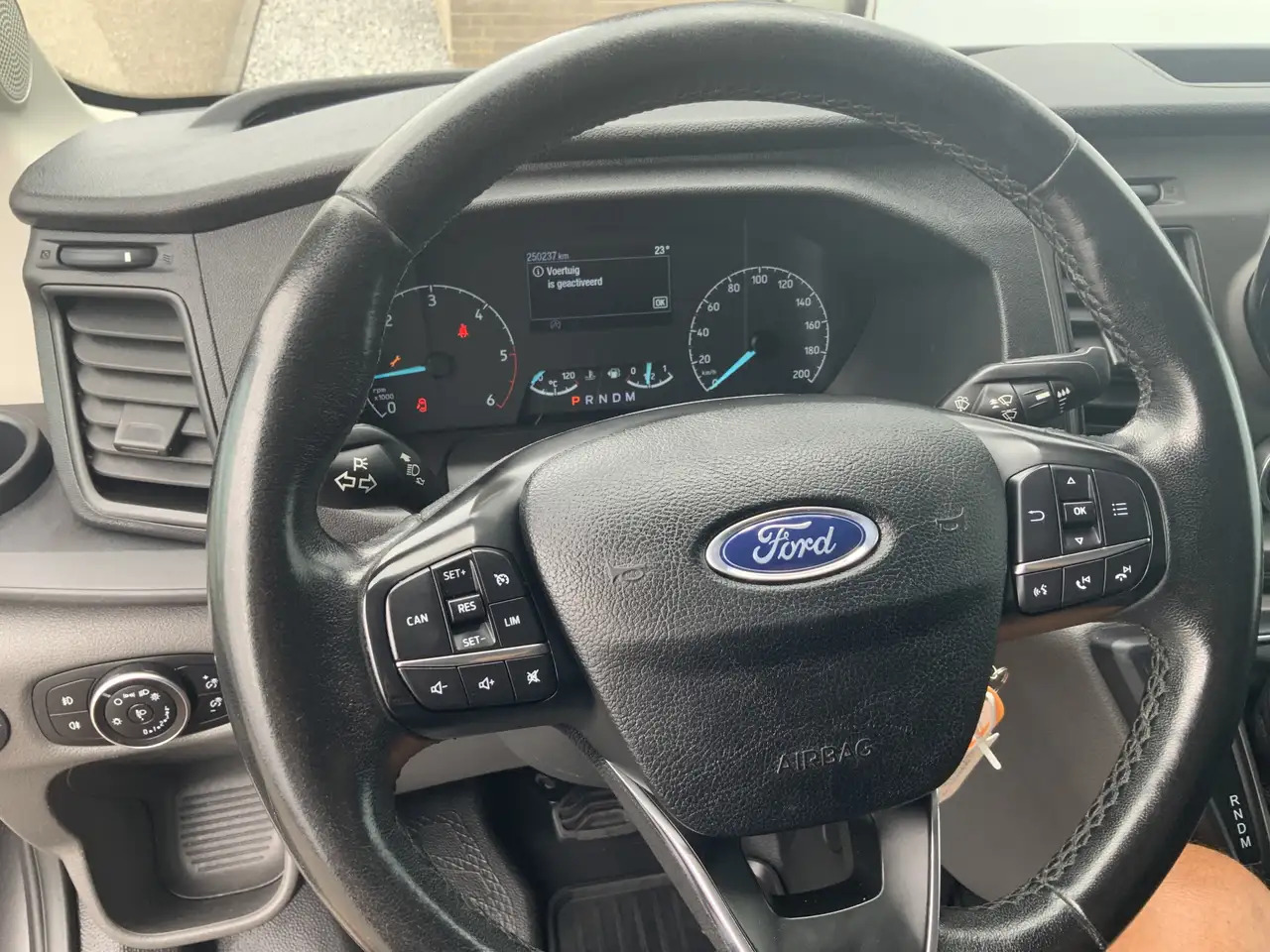 Ford Transit 350 2.0 TDCI L3H2 EXPORT !! Koel vries Automaat Tr - Komercauto refrižerators: foto 5 Ford Transit 350 2.0 TDCI L3H2 EXPORT !! Koel vries Automaat Tr - Komercauto refrižerators: foto 5