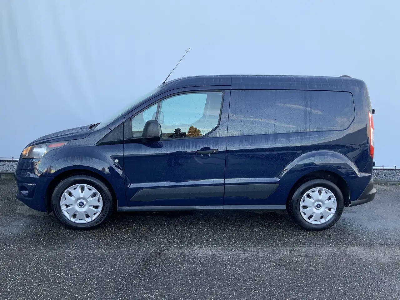 Ford Transit Connect 1.5 TDCI L1 Trend Airco Cruise Trekhaak 1200 kg Eu - Mazs furgons: foto 3 Ford Transit Connect 1.5 TDCI L1 Trend Airco Cruise Trekhaak 1200 kg Eu - Mazs furgons: foto 3