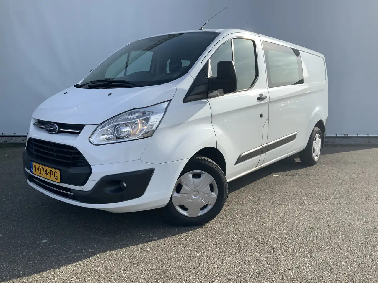 Ford Transit Custom 290 2.0 TDCI L2H1 6 Zits Trend DC Airco Cruise Tre - Kravas-pasažieru furgons: foto 1 Ford Transit Custom 290 2.0 TDCI L2H1 6 Zits Trend DC Airco Cruise Tre - Kravas-pasažieru furgons: foto 1