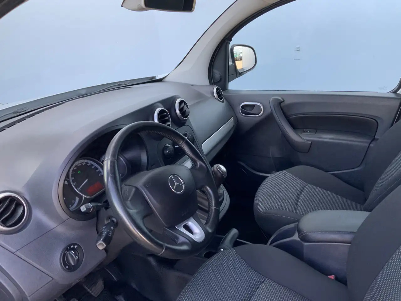 Mercedes-Benz Citan 109 CDI BlueEFFICIENCY Airco Cruise Euro 5 - Mazs furgons: foto 5 Mercedes-Benz Citan 109 CDI BlueEFFICIENCY Airco Cruise Euro 5 - Mazs furgons: foto 5