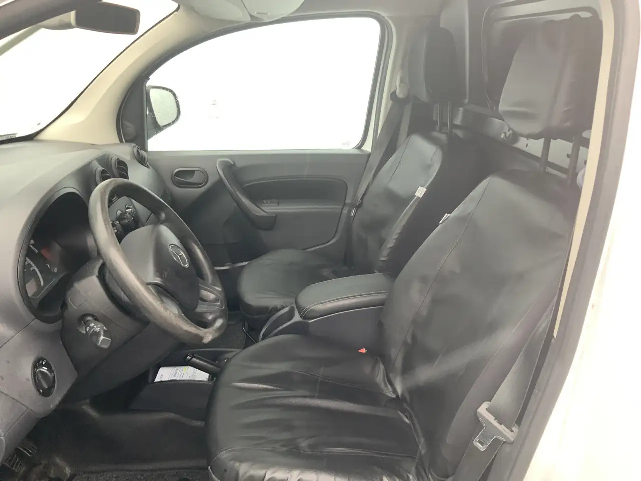 Mercedes-Benz Citan 109 CDI BlueEFFICIENCY Extra Lang Maxi Airco Euro - Mazs furgons: foto 4 Mercedes-Benz Citan 109 CDI BlueEFFICIENCY Extra Lang Maxi Airco Euro - Mazs furgons: foto 4