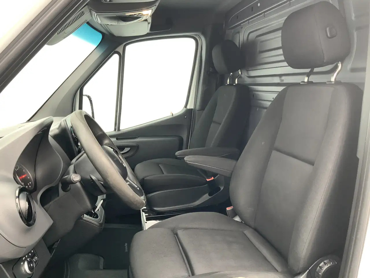 Mercedes-Benz Sprinter 314 2.2 CDI L1H1 Airco Cruise Navi Trekhaak 2000 k - Kravas mikroautobuss: foto 4 Mercedes-Benz Sprinter 314 2.2 CDI L1H1 Airco Cruise Navi Trekhaak 2000 k - Kravas mikroautobuss: foto 4