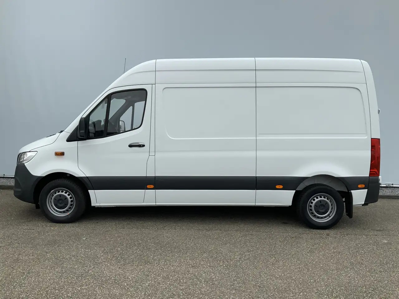 Mercedes-Benz Sprinter 314 2.2 CDI L2H2 Airco Camera Navi 3 Zits MBUX Sch - Kravas mikroautobuss: foto 3 Mercedes-Benz Sprinter 314 2.2 CDI L2H2 Airco Camera Navi 3 Zits MBUX Sch - Kravas mikroautobuss: foto 3