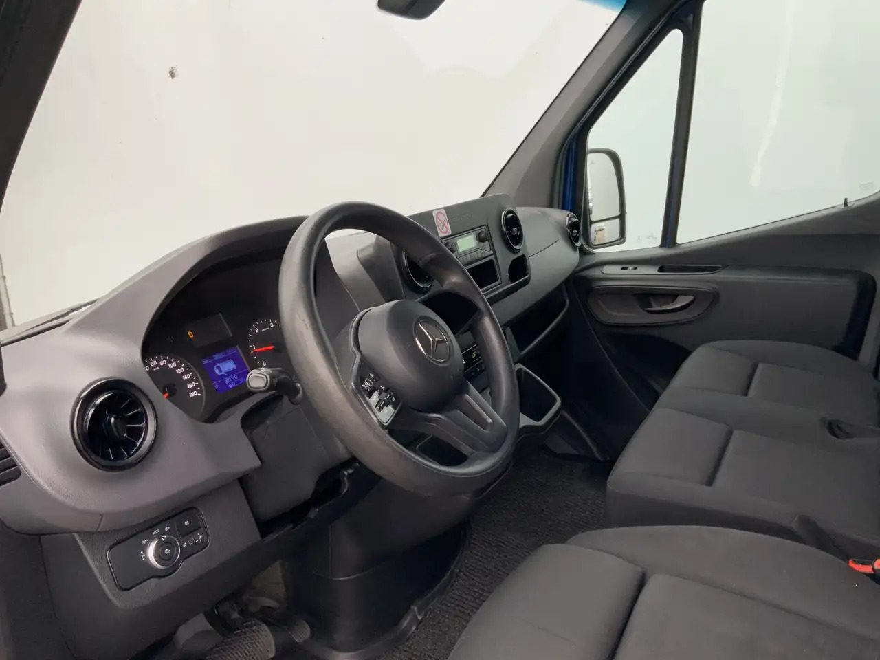 Mercedes-Benz Sprinter 315 1.9 CDI L2H1 Automaat Airco Cruise 3 Zits Trek - Kravas mikroautobuss: foto 5 Mercedes-Benz Sprinter 315 1.9 CDI L2H1 Automaat Airco Cruise 3 Zits Trek - Kravas mikroautobuss: foto 5