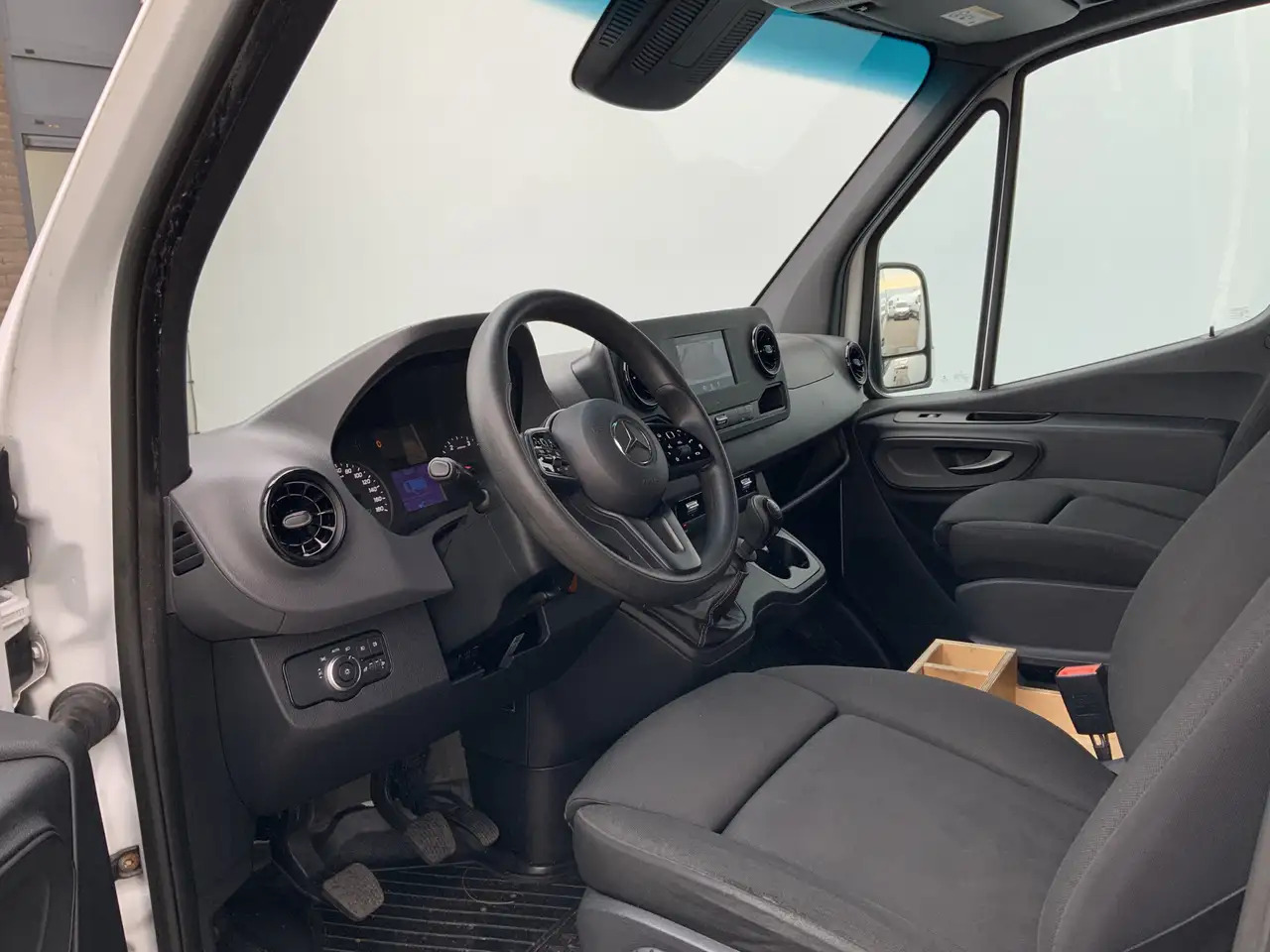Mercedes-Benz Sprinter 316 2.2 CDI L2H2 Airco Cruise Camera Navi Trekhaak - Kravas mikroautobuss: foto 4 Mercedes-Benz Sprinter 316 2.2 CDI L2H2 Airco Cruise Camera Navi Trekhaak - Kravas mikroautobuss: foto 4