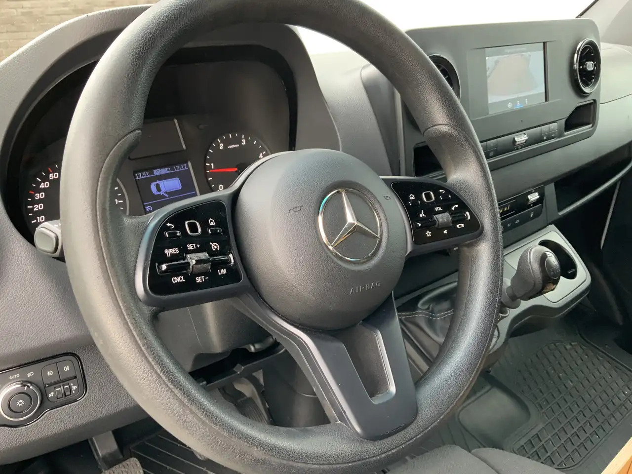 Mercedes-Benz Sprinter 316 2.2 CDI L2H2 Airco Cruise Camera Navi Trekhaak - Kravas mikroautobuss: foto 5 Mercedes-Benz Sprinter 316 2.2 CDI L2H2 Airco Cruise Camera Navi Trekhaak - Kravas mikroautobuss: foto 5