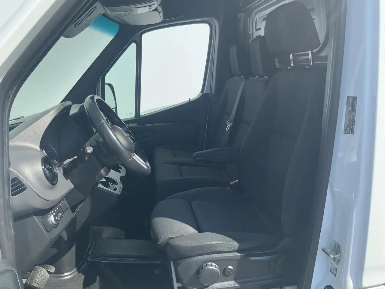 Mercedes-Benz Sprinter 316 2.2 CDI L2H2 DC Automaat Cruise Airco 3 Zits W - Kravas mikroautobuss: foto 4 Mercedes-Benz Sprinter 316 2.2 CDI L2H2 DC Automaat Cruise Airco 3 Zits W - Kravas mikroautobuss: foto 4