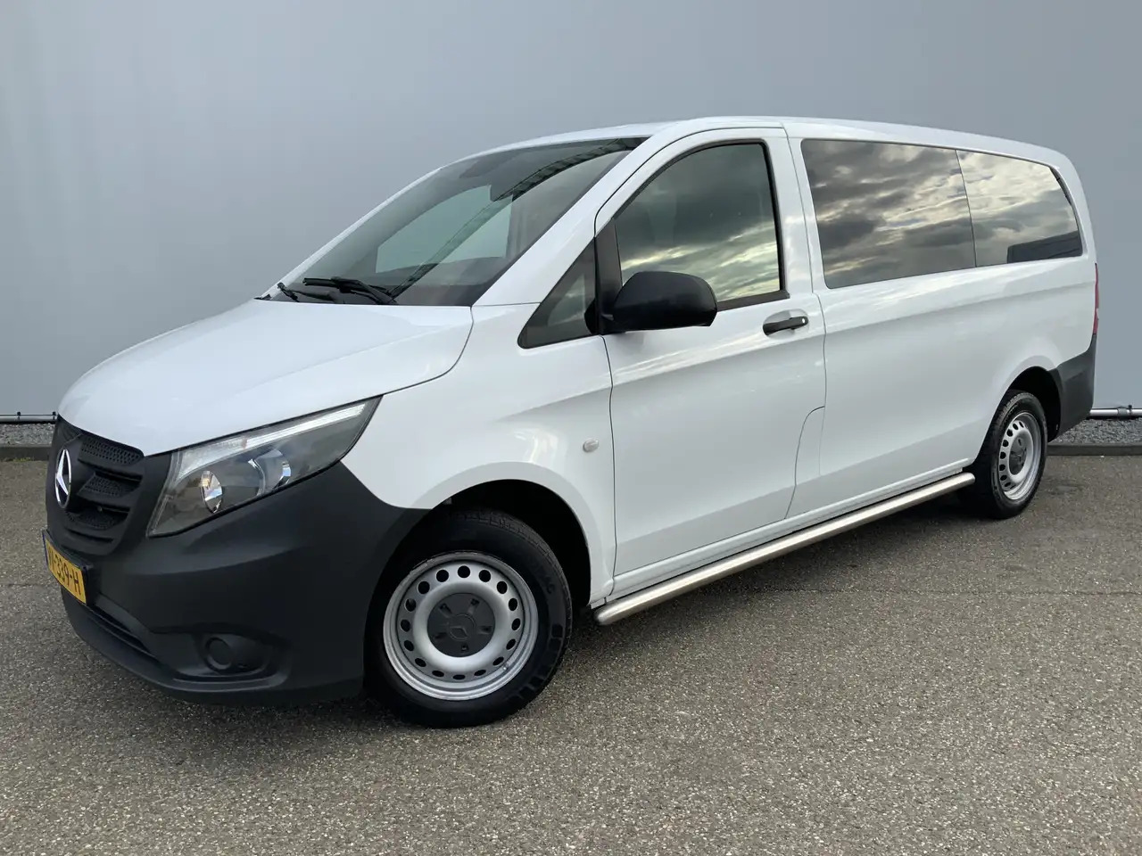 Mercedes-Benz Vito 111 CDI Functional Airco 3 Zits Side Bar Trekhaak - Kravas mikroautobuss: foto 1 Mercedes-Benz Vito 111 CDI Functional Airco 3 Zits Side Bar Trekhaak - Kravas mikroautobuss: foto 1