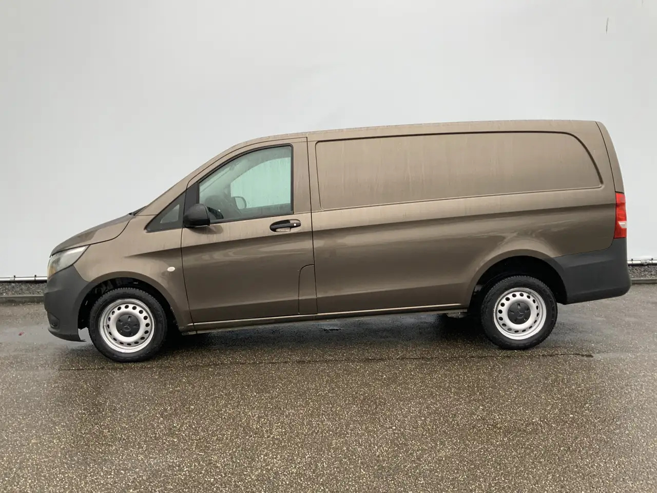 Mercedes-Benz Vito 111 CDI Functional Lang airco Camera EXPORT!! Euro - Kravas mikroautobuss: foto 2 Mercedes-Benz Vito 111 CDI Functional Lang airco Camera EXPORT!! Euro - Kravas mikroautobuss: foto 2