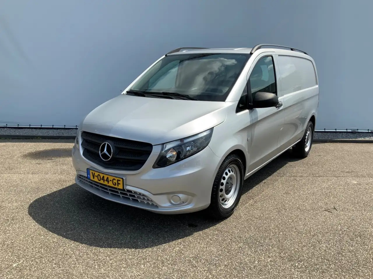 Mercedes-Benz Vito 114 CDI 4X4 Automaat Airco Cruise Trekhaak 2500 kg - Kravas mikroautobuss: foto 1 Mercedes-Benz Vito 114 CDI 4X4 Automaat Airco Cruise Trekhaak 2500 kg - Kravas mikroautobuss: foto 1
