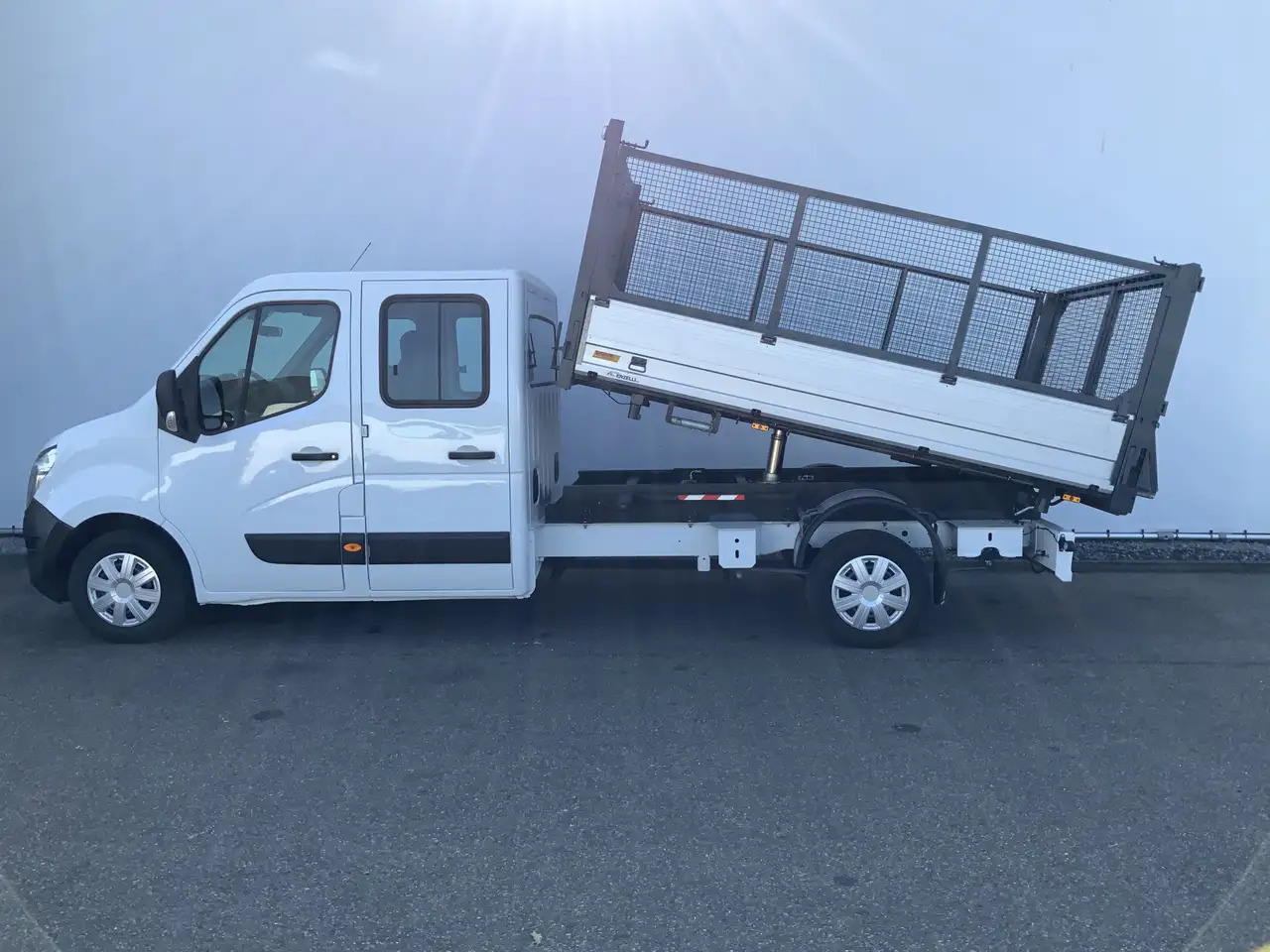 Nissan NV400 2.3 dCi L3H1 Dub Cab 3 Zijde Kipper Airco Bakmaat - Komercauto pašizgāzējs: foto 3 Nissan NV400 2.3 dCi L3H1 Dub Cab 3 Zijde Kipper Airco Bakmaat - Komercauto pašizgāzējs: foto 3