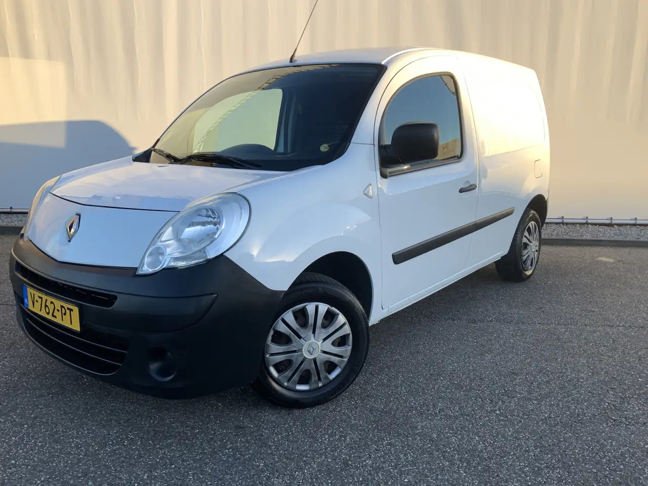 Renault Kangoo Express 1.5 dCi 70 Express Comfort Airco Trekhaak - Mazs furgons: foto 1 Renault Kangoo Express 1.5 dCi 70 Express Comfort Airco Trekhaak - Mazs furgons: foto 1