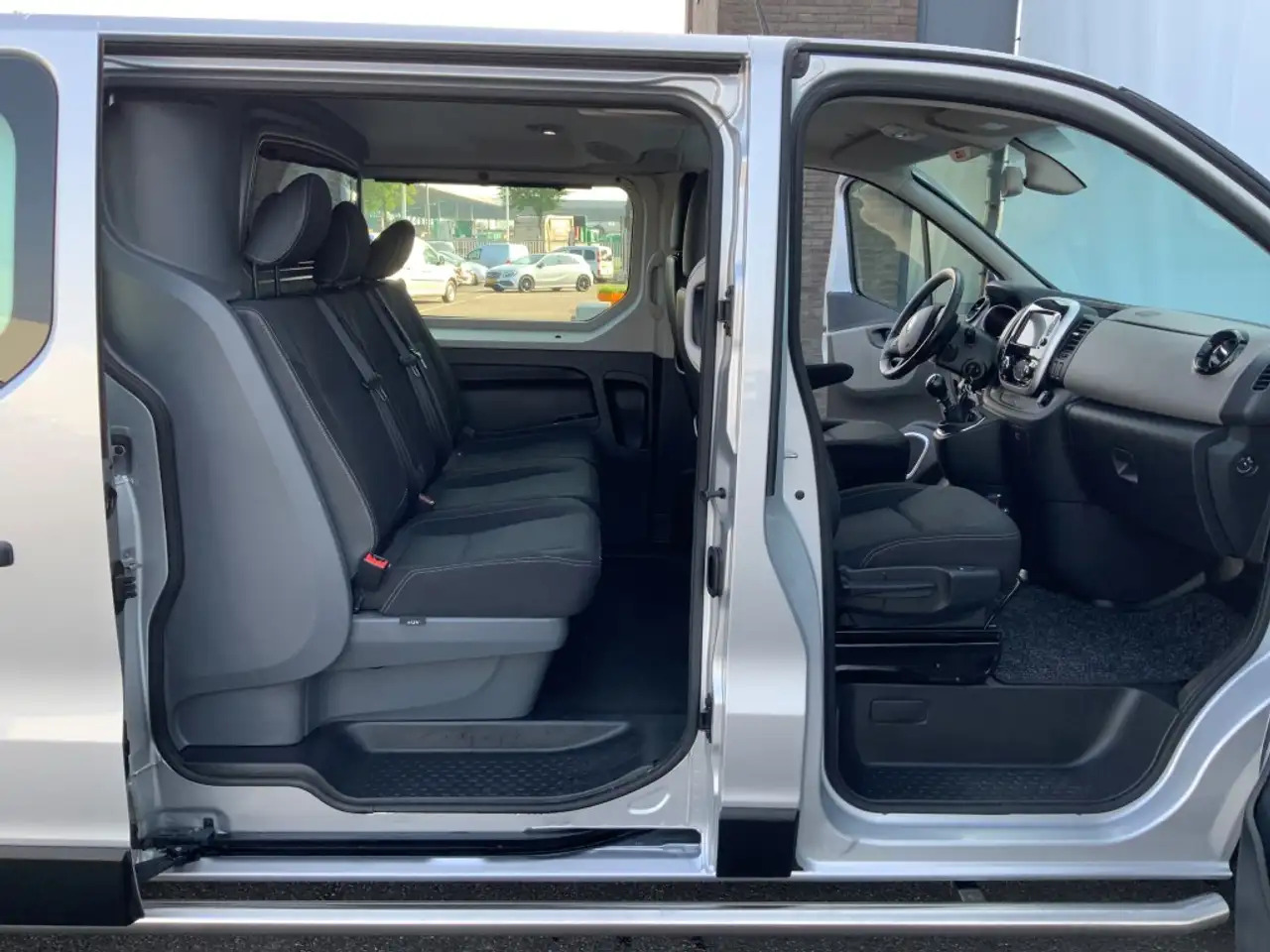 Kravas-pasažieru furgons Renault Trafic 1.6 dCi T29 L2H1 Dub Cab Airco Camera Navi Trekhaa: foto 21