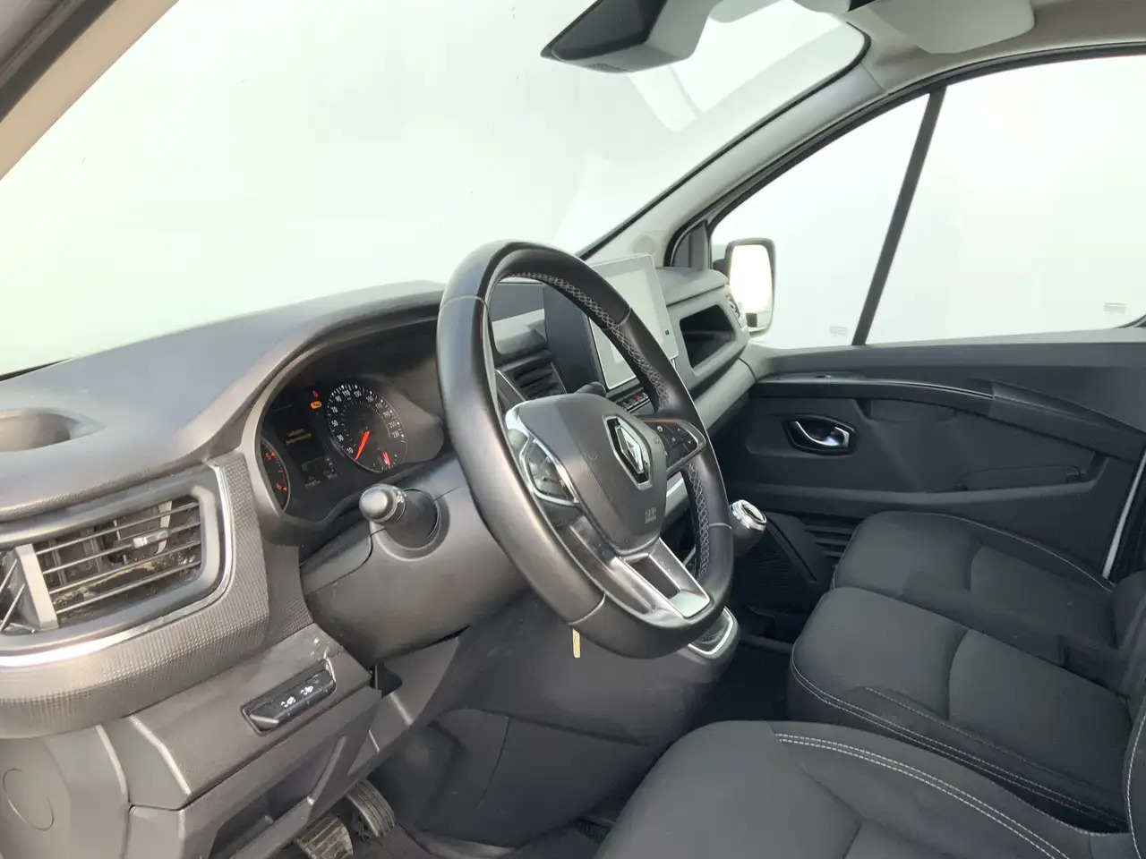 Renault Trafic 2.0 dCi 130 T30 L2H1 Work Edition Airco Cruise Nav - Kravas mikroautobuss: foto 5 Renault Trafic 2.0 dCi 130 T30 L2H1 Work Edition Airco Cruise Nav - Kravas mikroautobuss: foto 5