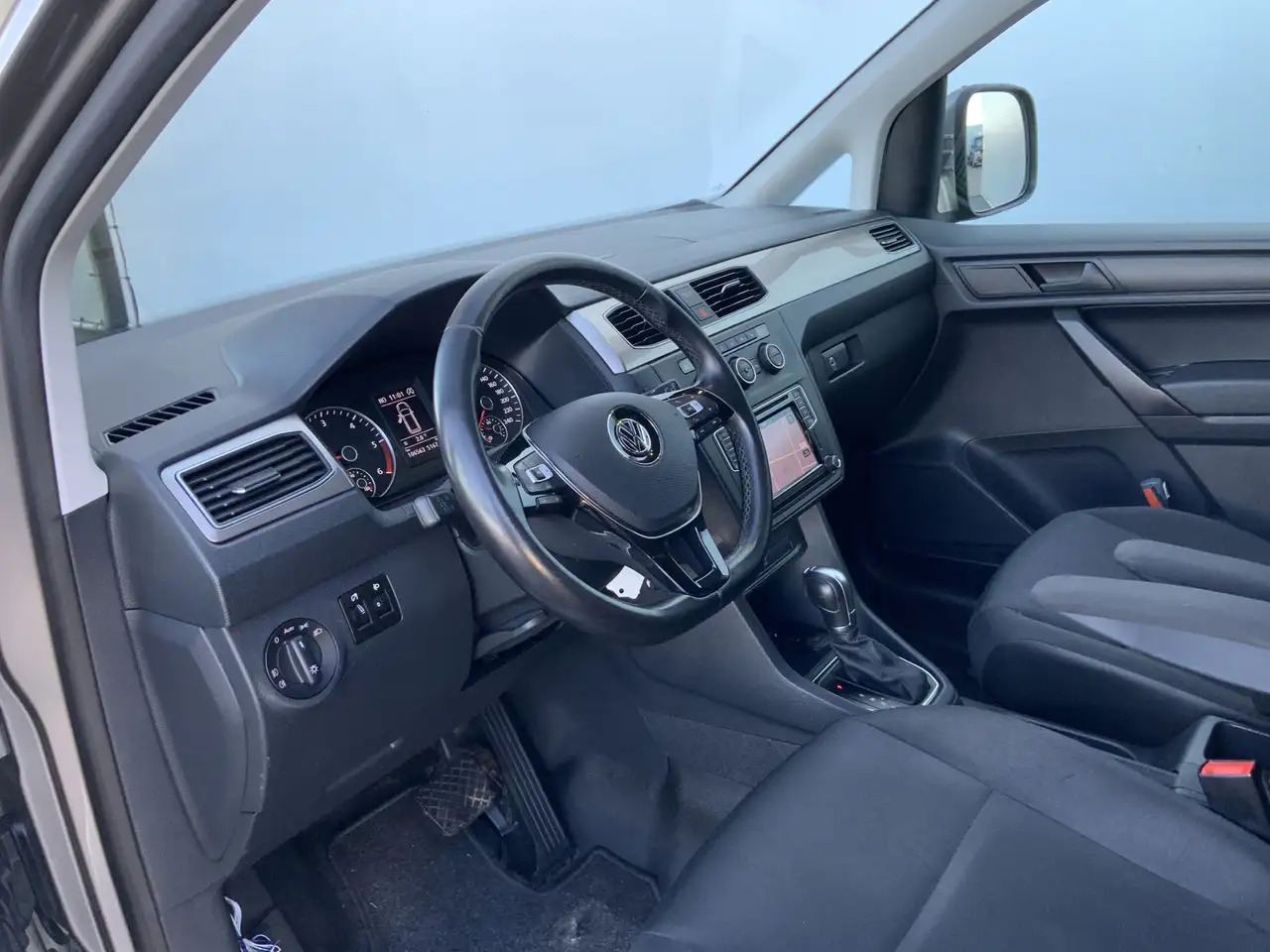 Volkswagen Caddy 2.0 TDI L2H1 150 pk DSG Maxi Excl. Edition Autom A - Mazs furgons: foto 5 Volkswagen Caddy 2.0 TDI L2H1 150 pk DSG Maxi Excl. Edition Autom A - Mazs furgons: foto 5