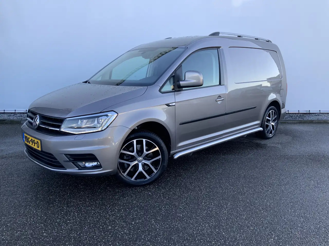 Volkswagen Caddy 2.0 TDI L2H1 150 pk DSG Maxi Excl. Edition Autom A - Mazs furgons: foto 1 Volkswagen Caddy 2.0 TDI L2H1 150 pk DSG Maxi Excl. Edition Autom A - Mazs furgons: foto 1