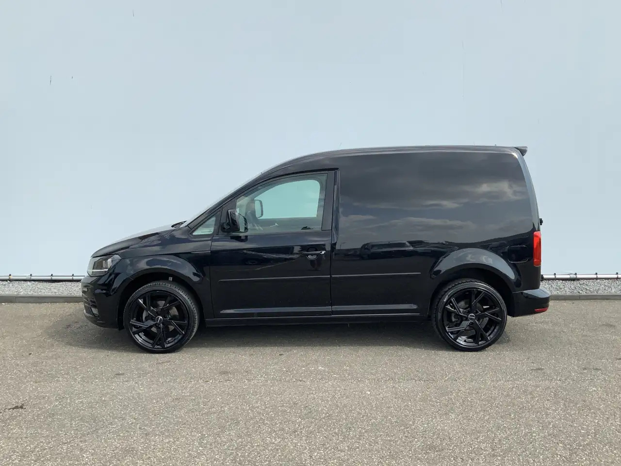 Volkswagen Caddy 2.0 TDI, MARGE! BMT, Airco, Cruise, Lichtmetalen w - Mazs furgons: foto 2 Volkswagen Caddy 2.0 TDI, MARGE! BMT, Airco, Cruise, Lichtmetalen w - Mazs furgons: foto 2