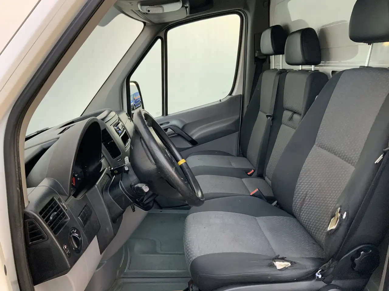 Volkswagen Crafter 35 2.0 TDI L3H1 Glasresteel Airco Cruise 3 Zits UI - Furgons ar slēgtā virsbūve, Komunālā/ Specializētā tehnika: foto 3 Volkswagen Crafter 35 2.0 TDI L3H1 Glasresteel Airco Cruise 3 Zits UI - Furgons ar slēgtā virsbūve, Komunālā/ Specializētā tehnika: foto 3