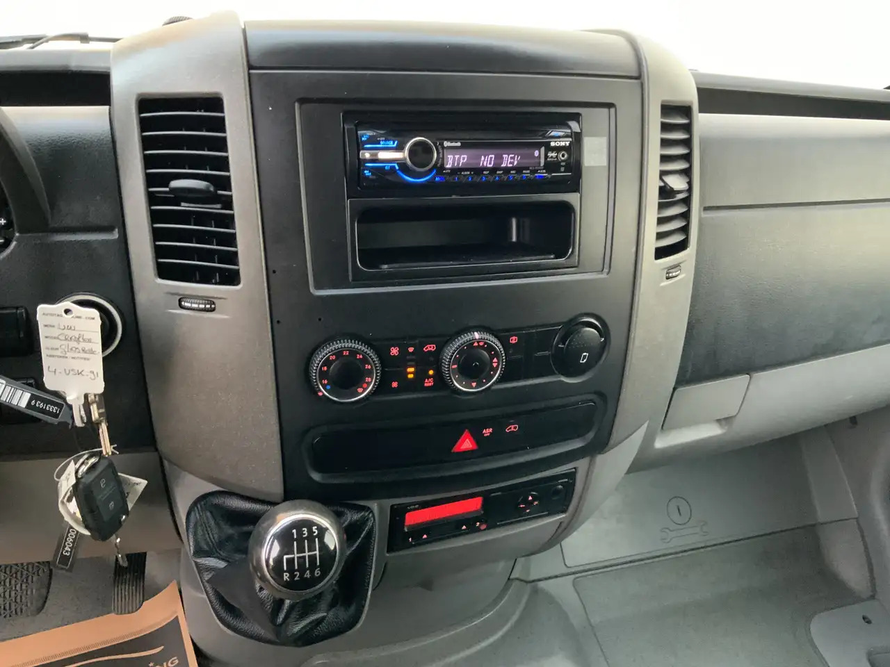 Volkswagen Crafter 35 2.0 TDI L3H1 Glasresteel Airco Cruise 3 Zits UI - Furgons ar slēgtā virsbūve, Komunālā/ Specializētā tehnika: foto 5 Volkswagen Crafter 35 2.0 TDI L3H1 Glasresteel Airco Cruise 3 Zits UI - Furgons ar slēgtā virsbūve, Komunālā/ Specializētā tehnika: foto 5