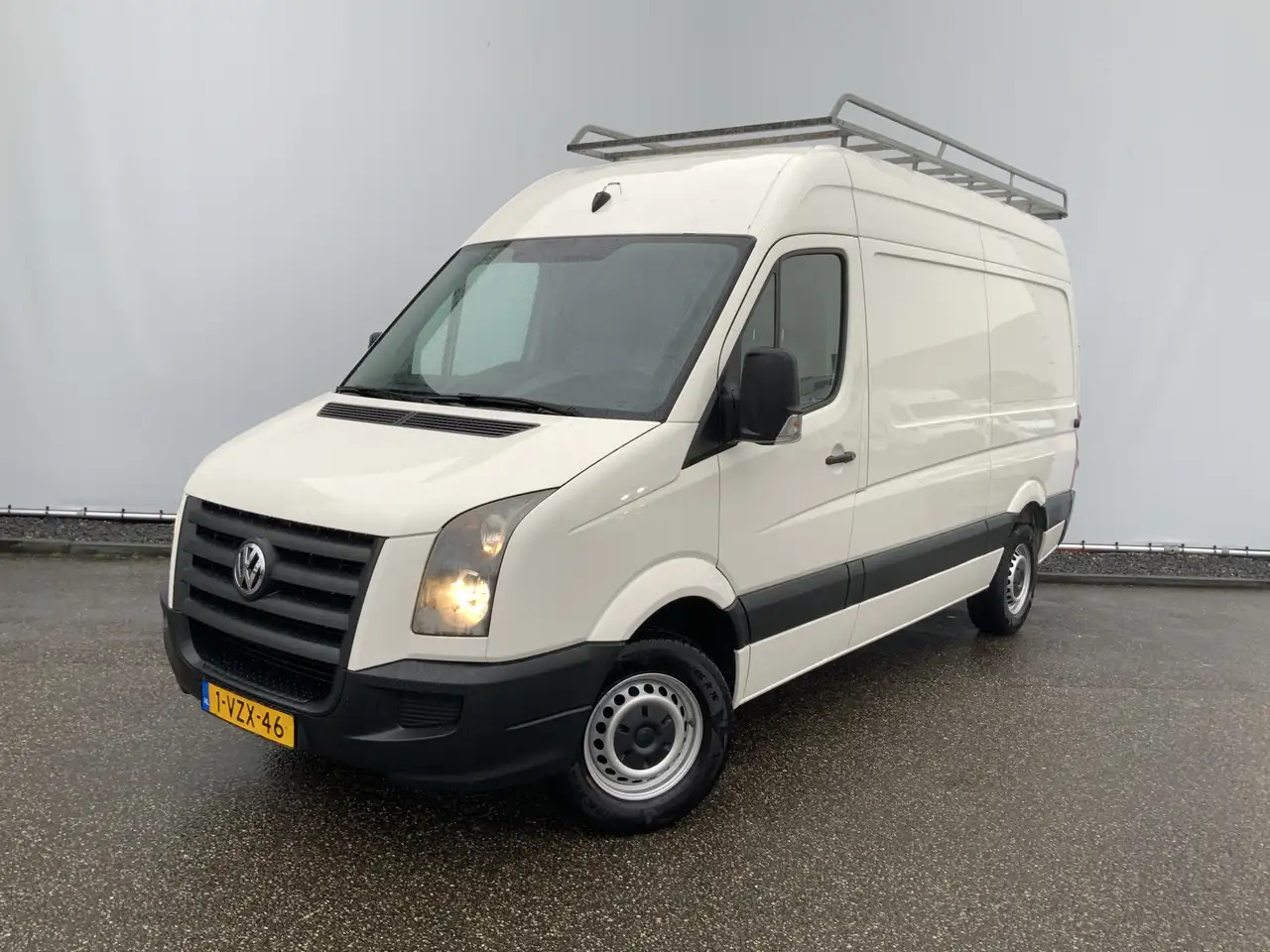 Volkswagen Crafter 50 2.5 TDI L2H2 Airco 3 Zits Imperiaal&Trap Trekha - Kravas mikroautobuss: foto 1 Volkswagen Crafter 50 2.5 TDI L2H2 Airco 3 Zits Imperiaal&Trap Trekha - Kravas mikroautobuss: foto 1