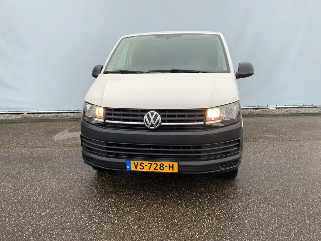 Volkswagen T6 Transporter 2.0 TDI L1H1 Comfortline Airco Navi Trekhaak 2200 - Kravas mikroautobuss: foto 2 Volkswagen T6 Transporter 2.0 TDI L1H1 Comfortline Airco Navi Trekhaak 2200 - Kravas mikroautobuss: foto 2