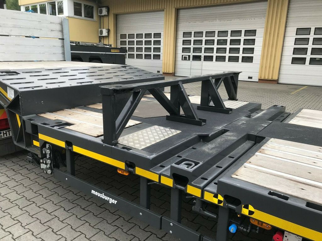 Meusburger 3-Achs-Semi-Satteltieflader Roadrunner Industrie - Puspiekabe zema profila platforma: foto 5 Meusburger 3-Achs-Semi-Satteltieflader Roadrunner Industrie - Puspiekabe zema profila platforma: foto 5
