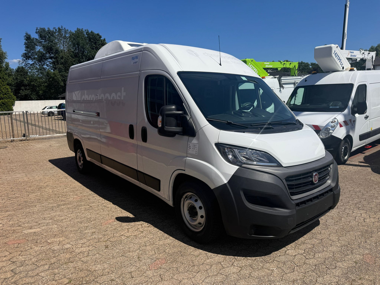 Fiat Ducato 250 Kühlkastenwagen 3 Kammern EURO 6 - Komercauto refrižerators: foto 3 Fiat Ducato 250 Kühlkastenwagen 3 Kammern EURO 6 - Komercauto refrižerators: foto 3