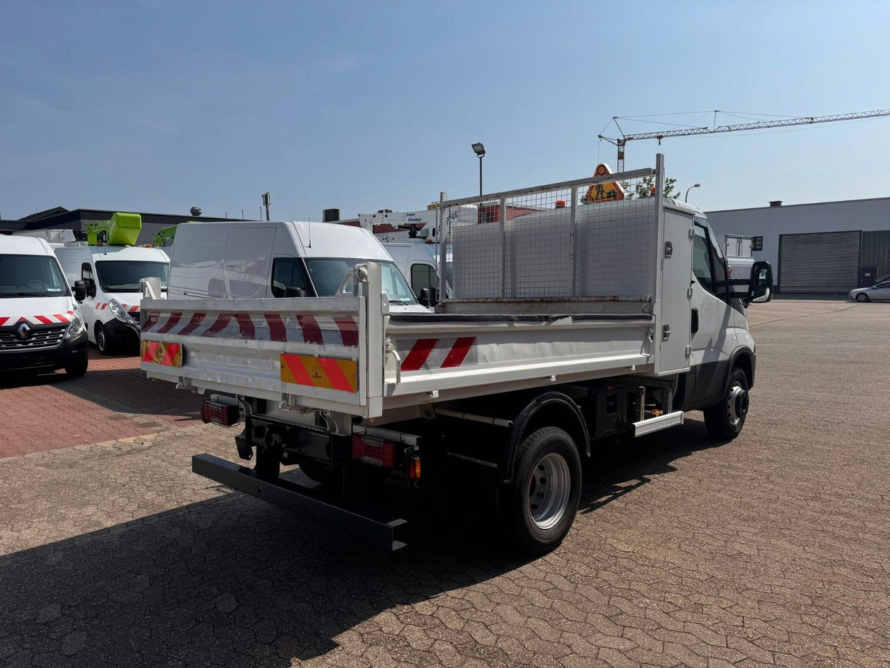 Iveco 70C18 Kipper 3625 kg Nutzlast! Klima EURO 6C - Komercauto pašizgāzējs: foto 4 Iveco 70C18 Kipper 3625 kg Nutzlast! Klima EURO 6C - Komercauto pašizgāzējs: foto 4