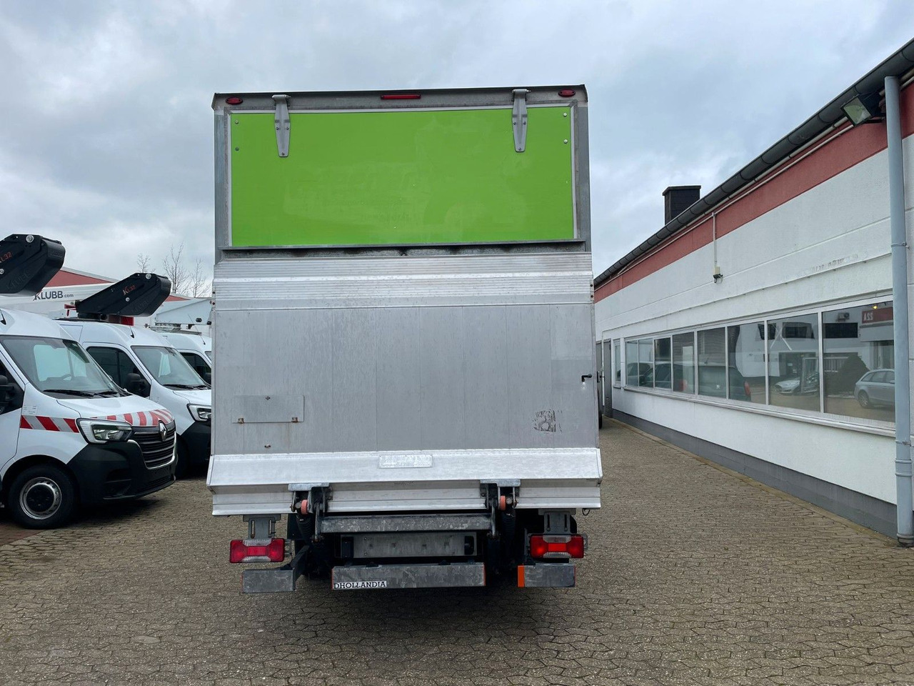 Iveco Daily 35C15 Koffer 4.2m Ladebordwand - Furgons ar slēgtā virsbūve: foto 5 Iveco Daily 35C15 Koffer 4.2m Ladebordwand - Furgons ar slēgtā virsbūve: foto 5