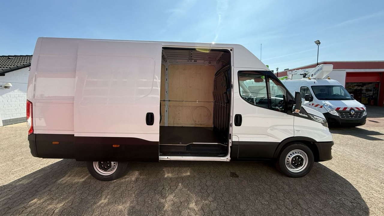 Iveco Daily 35S14 Transporter Kastenwagen L3H2 - Kravas mikroautobuss: foto 4 Iveco Daily 35S14 Transporter Kastenwagen L3H2 - Kravas mikroautobuss: foto 4