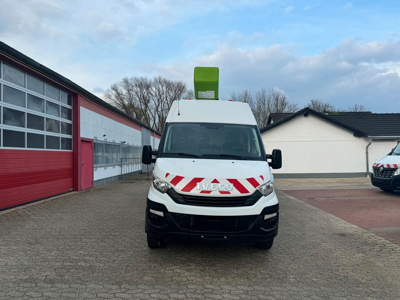 Iveco Daily 70C15 Steiger France Elevateur 172 TPFcc - Autopacēlājs: foto 2 Iveco Daily 70C15 Steiger France Elevateur 172 TPFcc - Autopacēlājs: foto 2