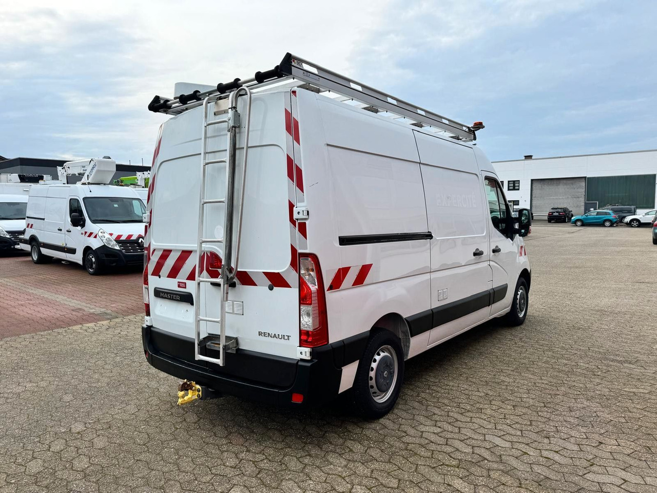Renault Master Werkstattwagen Kastenwagen EURO 6 - Kravas mikroautobuss: foto 4 Renault Master Werkstattwagen Kastenwagen EURO 6 - Kravas mikroautobuss: foto 4