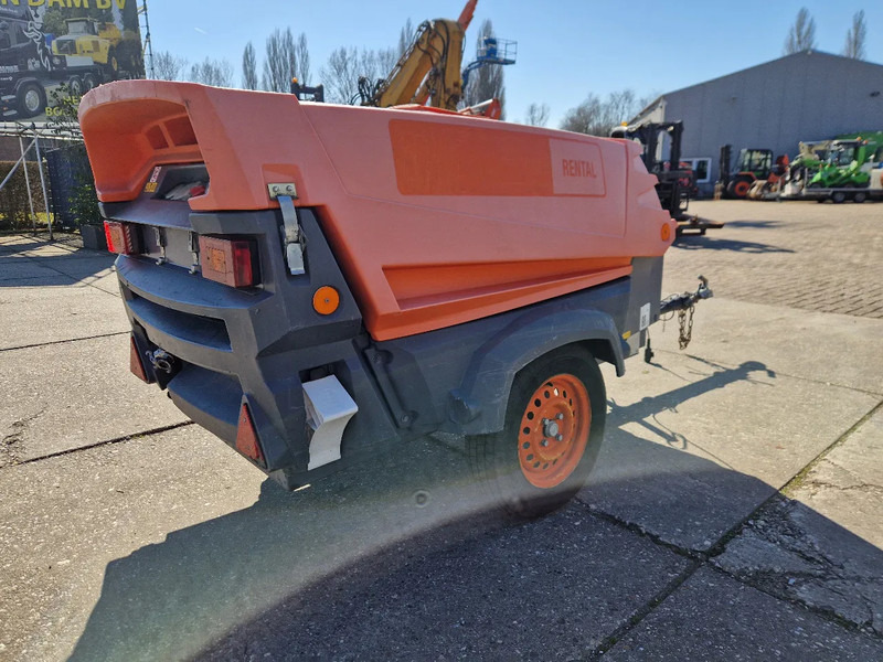 Atlas-Copco XAS57 in zeer nette staat - Gaisa kompresors: foto 4 Atlas-Copco XAS57 in zeer nette staat - Gaisa kompresors: foto 4