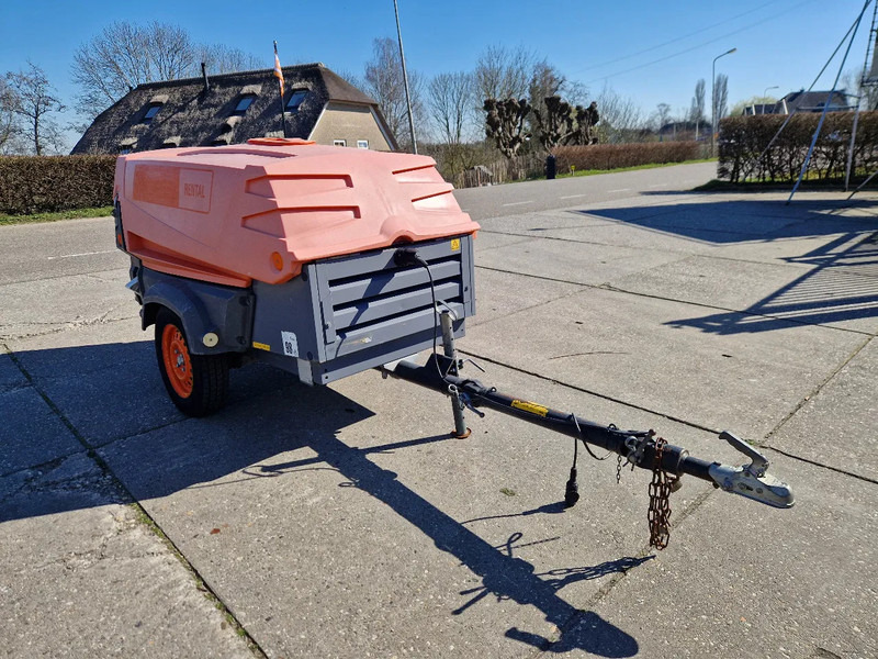 Atlas-Copco XAS57 in zeer nette staat - Gaisa kompresors: foto 2 Atlas-Copco XAS57 in zeer nette staat - Gaisa kompresors: foto 2