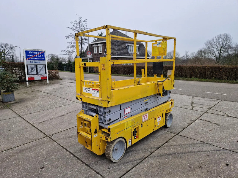 Genie GS2032 elektrisch werkhoogte 8m. met keuring - Šķērveida pacēlājs: foto 2 Genie GS2032 elektrisch werkhoogte 8m. met keuring - Šķērveida pacēlājs: foto 2