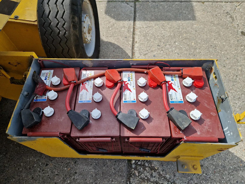 Genie Z45/22 DC knikhoogwerker elektrisch - Izlices pacēlājs: foto 5 Genie Z45/22 DC knikhoogwerker elektrisch - Izlices pacēlājs: foto 5