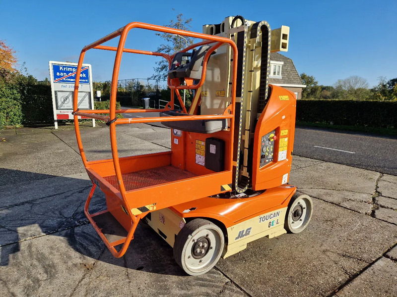 JLG Toucan 8E B verticale masthoogwerker elektrisch - Pacēlājs: foto 1 JLG Toucan 8E B verticale masthoogwerker elektrisch - Pacēlājs: foto 1