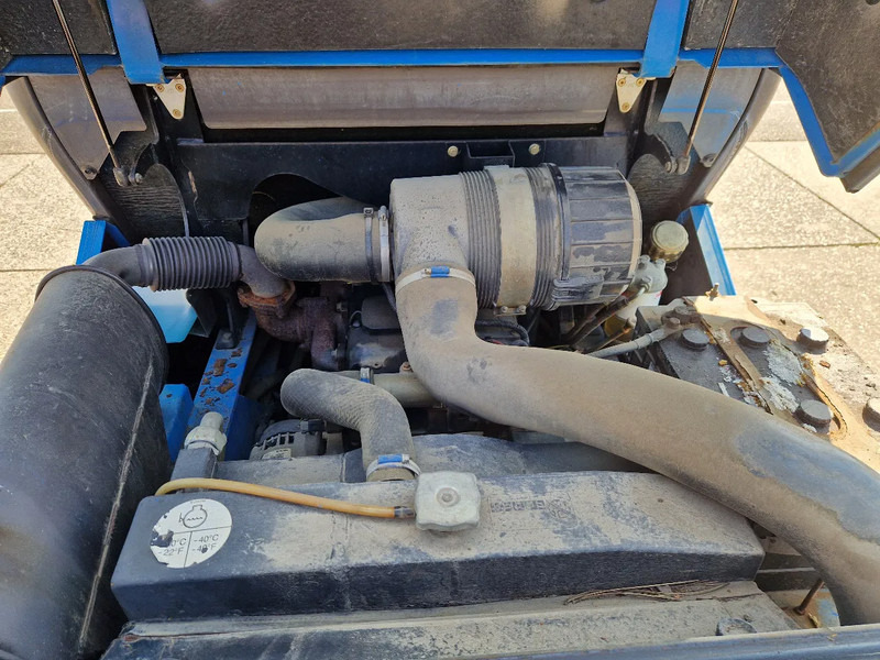 Manitou MC50 ruwterreinheftruck met sideshift - Bezceļu autokrāvējs: foto 5 Manitou MC50 ruwterreinheftruck met sideshift - Bezceļu autokrāvējs: foto 5