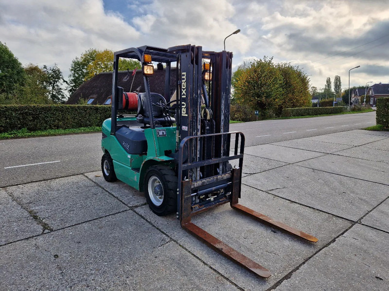 Maximal Nissan Zhejiang 2.5 ton LPG LOW HOURS - Gāzes iekrāvējs: foto 3 Maximal Nissan Zhejiang 2.5 ton LPG LOW HOURS - Gāzes iekrāvējs: foto 3