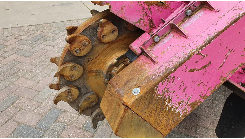 Onbekend Bandit 2900T stobbenfrees/stronkenfrees met afstandsbediening - Celmu smalcinātājs: foto 5 Onbekend Bandit 2900T stobbenfrees/stronkenfrees met afstandsbediening - Celmu smalcinātājs: foto 5