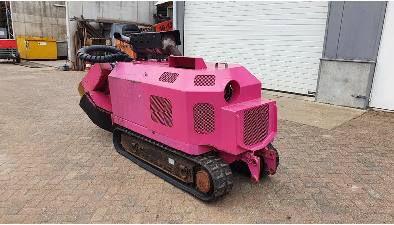 Onbekend Bandit 2900T stobbenfrees/stronkenfrees met afstandsbediening - Celmu smalcinātājs: foto 3 Onbekend Bandit 2900T stobbenfrees/stronkenfrees met afstandsbediening - Celmu smalcinātājs: foto 3