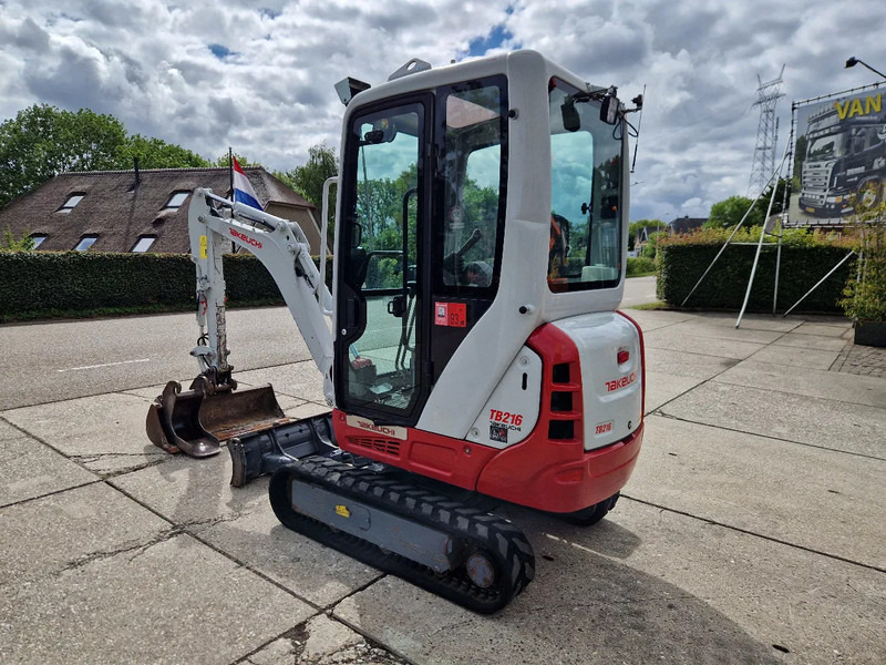 Takeuchi TB216 met 2089 uur - Mini-ekskavators: foto 3 Takeuchi TB216 met 2089 uur - Mini-ekskavators: foto 3