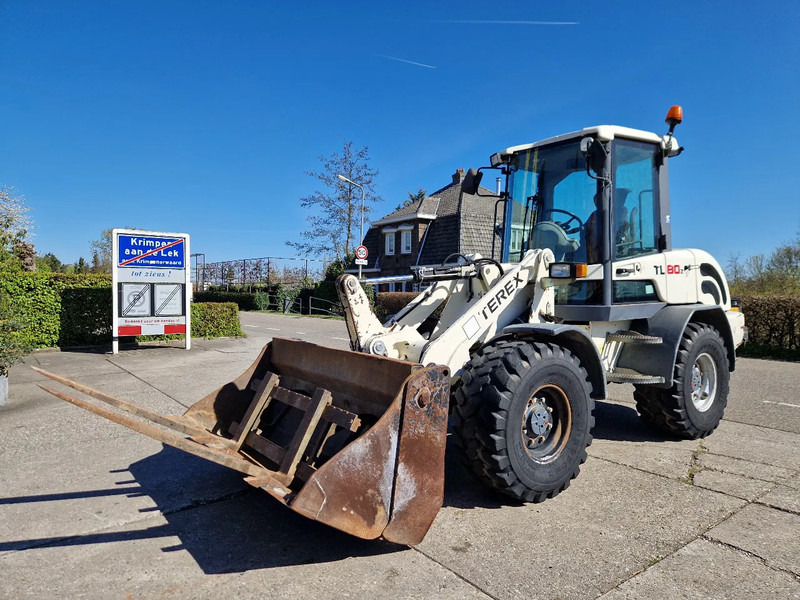 Terex TL80 in nette staat - Riteņu iekrāvējs: foto 2 Terex TL80 in nette staat - Riteņu iekrāvējs: foto 2
