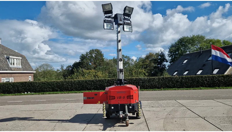 Tower Light VB9 mobiele lichtmast 9m. hoog - Apgaismojuma stabs: foto 1 Tower Light VB9 mobiele lichtmast 9m. hoog - Apgaismojuma stabs: foto 1