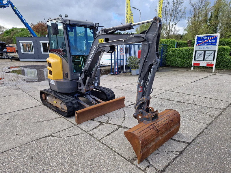 Volvo ECR25D met 2562 uur - Mini-ekskavators: foto 2 Volvo ECR25D met 2562 uur - Mini-ekskavators: foto 2