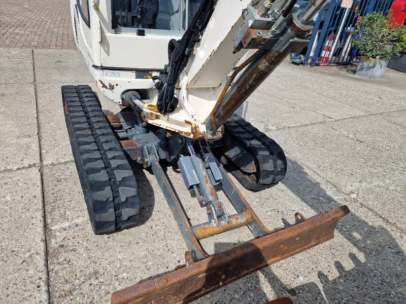 Mini-ekskavators WACKER NEUSON 2003RD met nivelleersysteem: foto 17