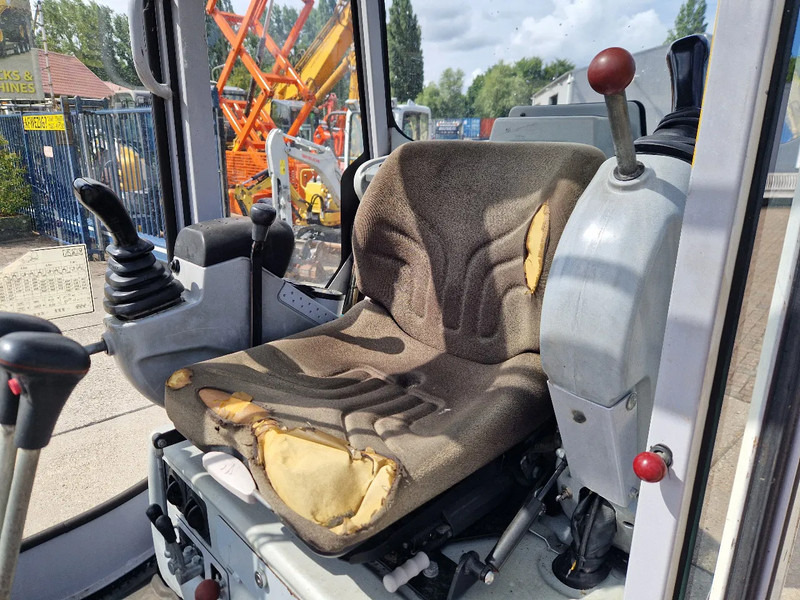 Mini-ekskavators WACKER NEUSON 2003RD met nivelleersysteem: foto 10