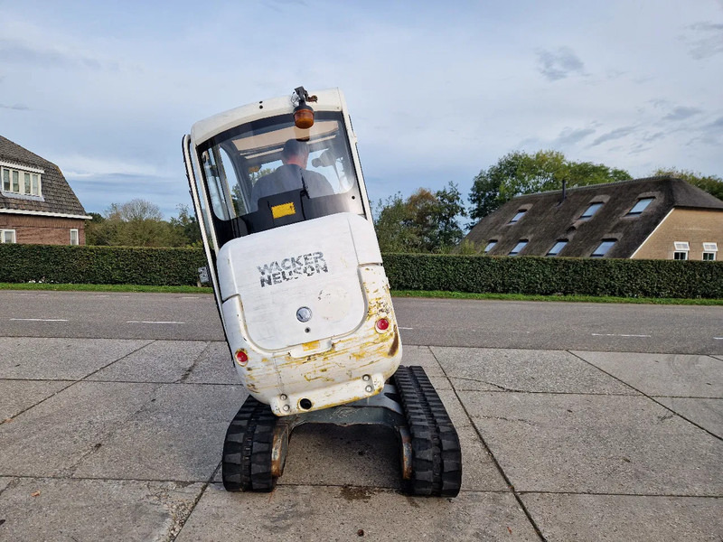 WACKER NEUSON 2404RD, kan op een berghelling draaien - Mini-ekskavators: foto 2 WACKER NEUSON 2404RD, kan op een berghelling draaien - Mini-ekskavators: foto 2